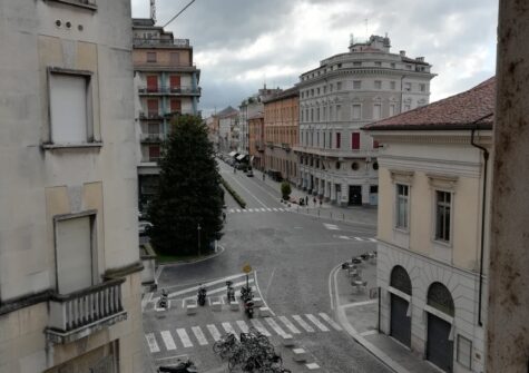 Appartamenti/ufficio vendesi in centro