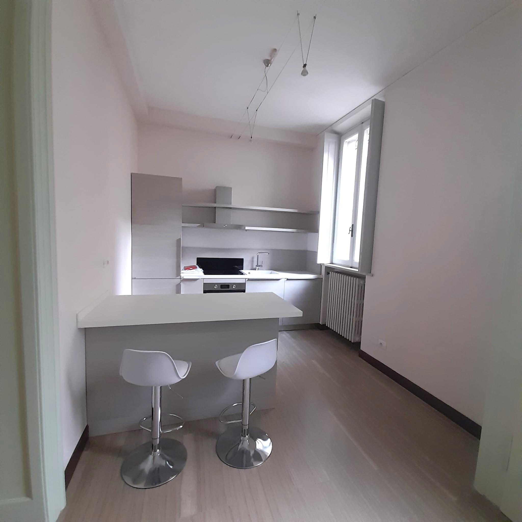 VIA CHIASSI APPARTAMENTO 2 LETTO NON ARREDATO