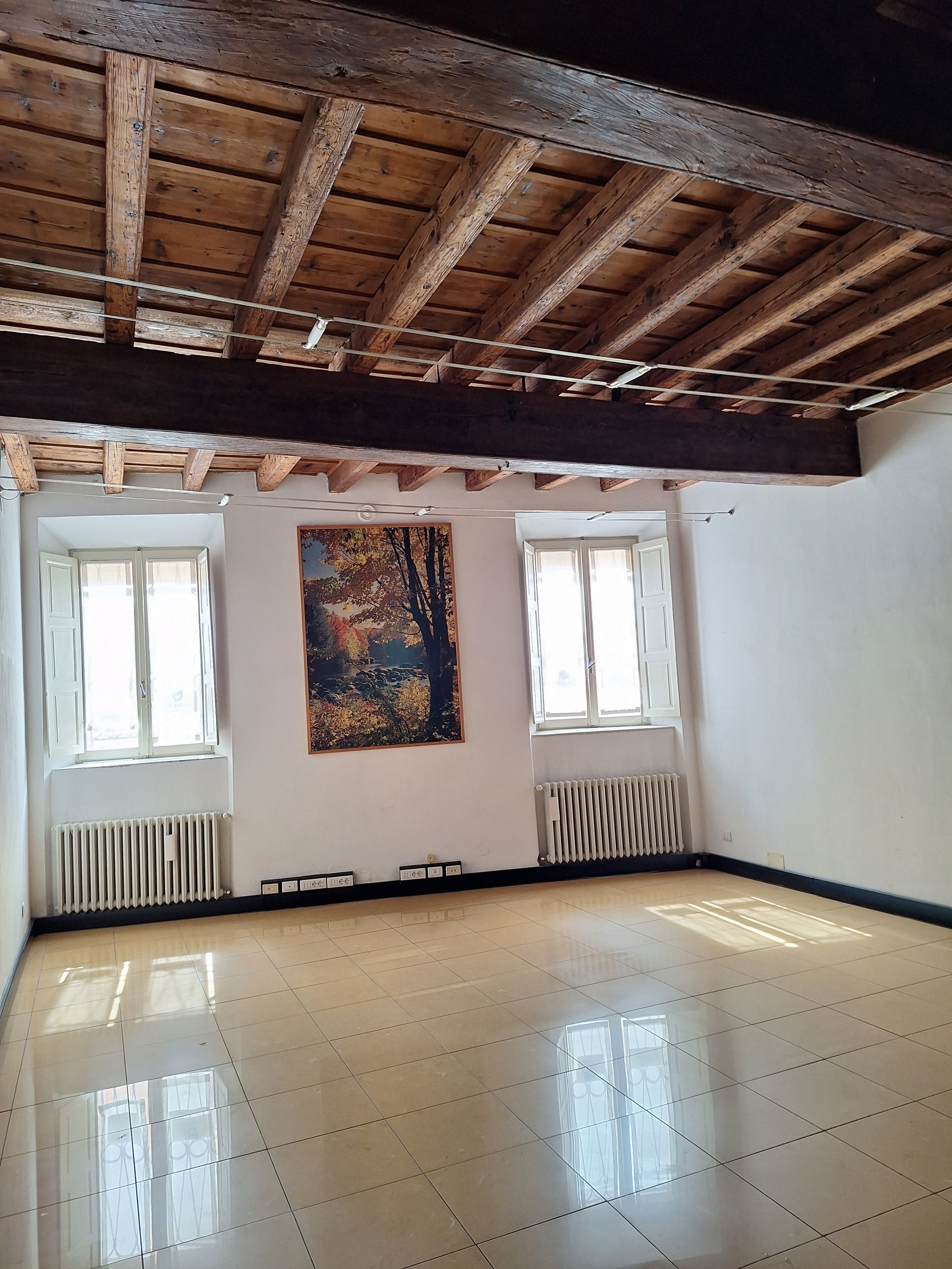 APPARTAMENTO/UFFICIO IN VENDITA